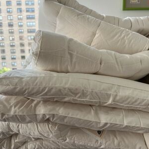 Sleep & Beyond MyTopper Wool Queen Mattress topper